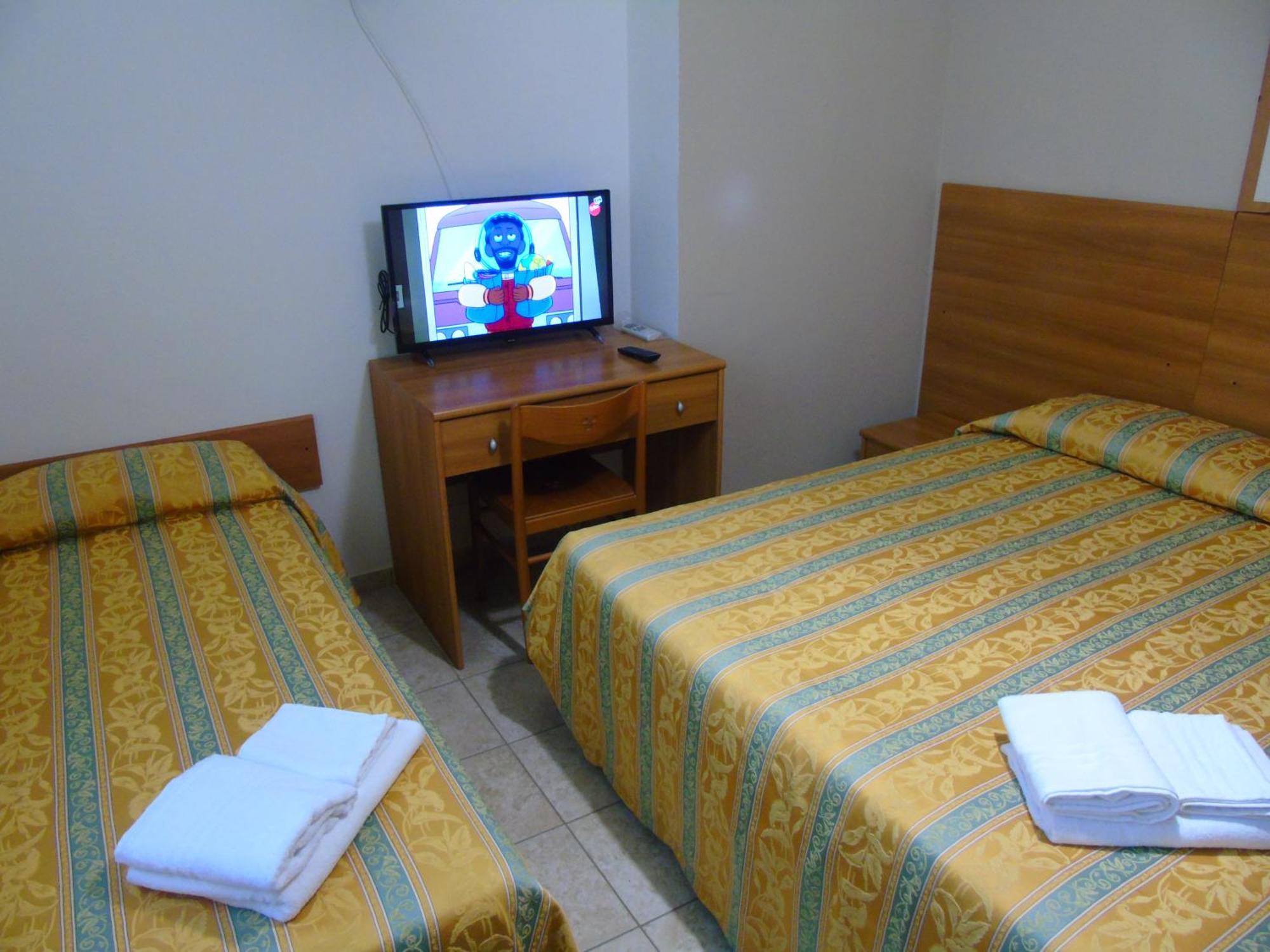 Hotel Zeus Lido Di Classe Room Only Екстер'єр фото